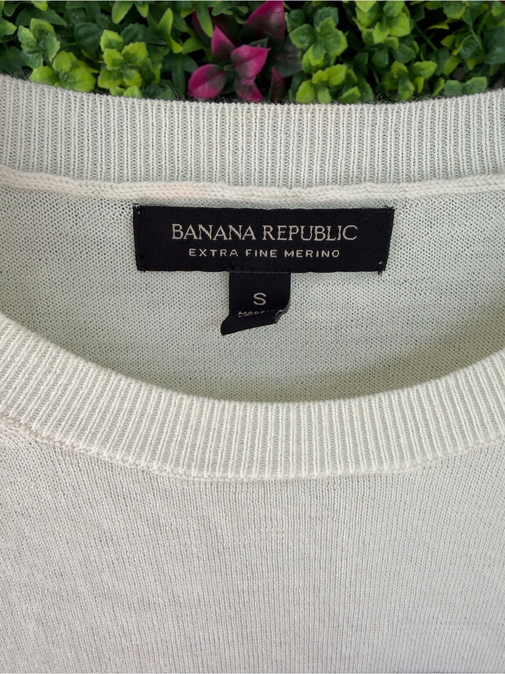 Banana Republic Extra Fine Merino Wool Sweater Small Rainbow Stripe  Crewneck - Picture 4 of 7